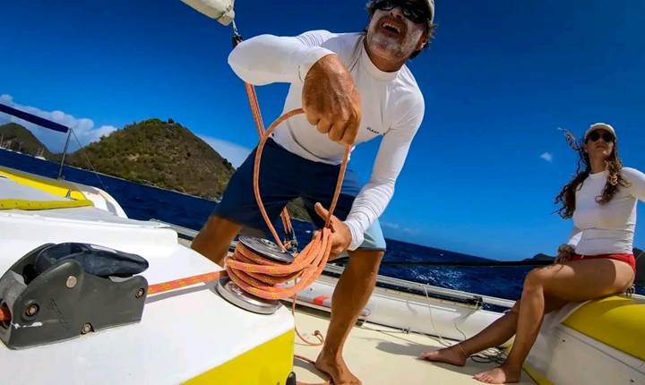 balade-catamaran-demi-journee-les-saintes