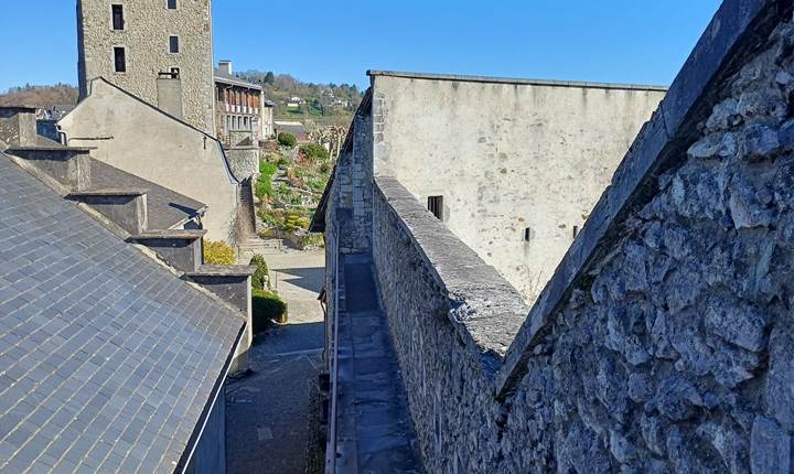 Le donjon du château de Lourdes