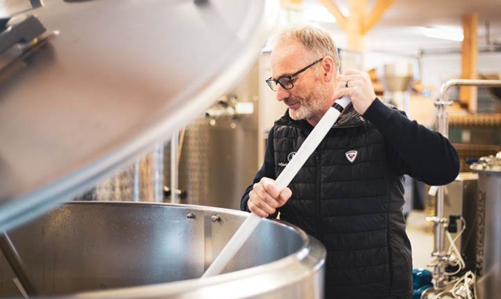 fabrication-aperitif-artisanal-vosges-cuve