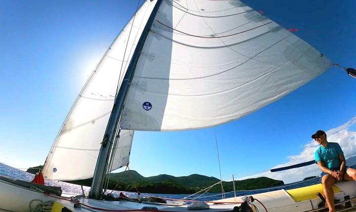 decouverte-archipel-des-saintes-catamaran