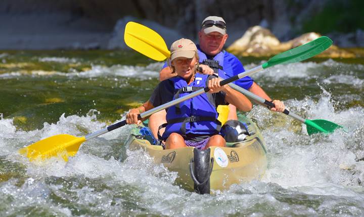 canoe-kayak-ardèche-vallon-pont-arc-descente-alain-bateaux
