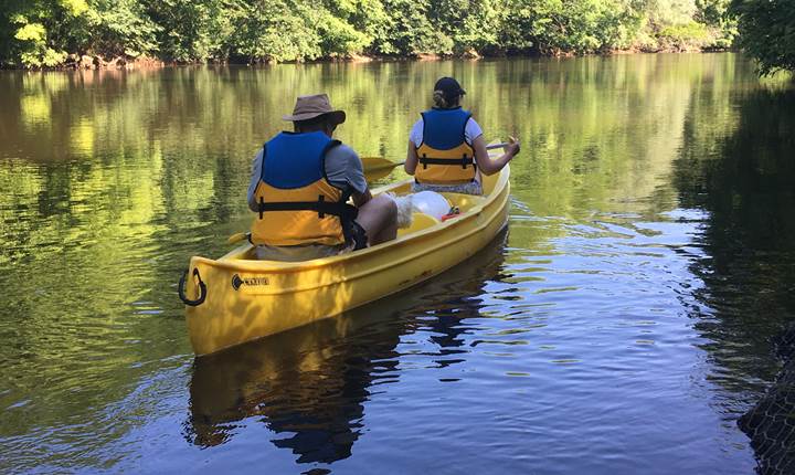 canoë sur la vézère avec canoëfamily