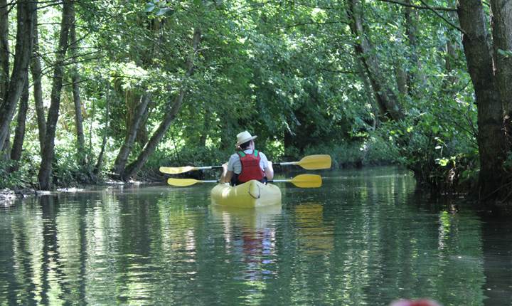 le canal de la Somme à Corbie