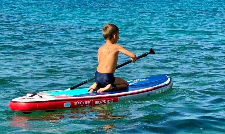 Apprendre la position sur le stand up paddle Abbartello Corse