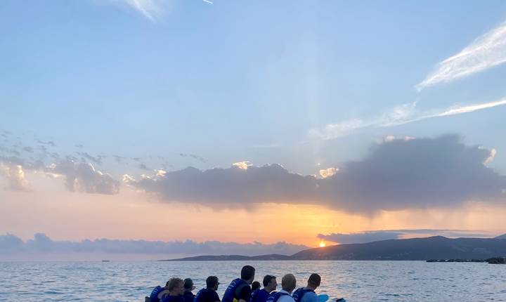 Abbartello canoe de mer kayak Corse coucher de soleil
