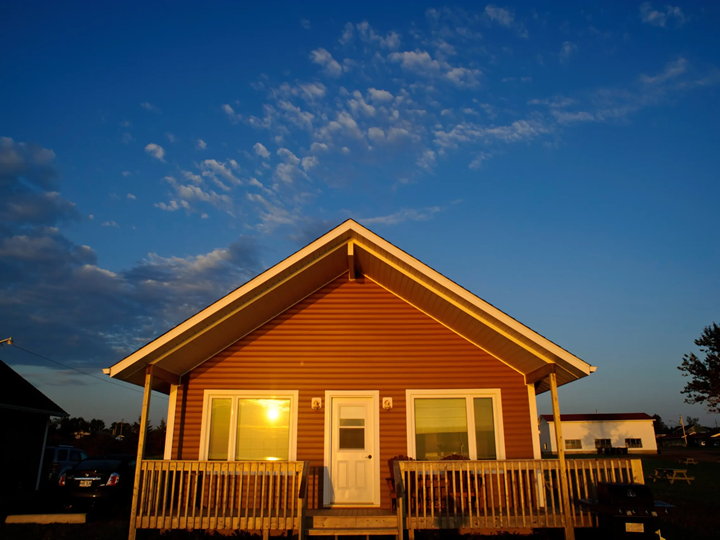 Chalet l'acadien vue partielle à la mer