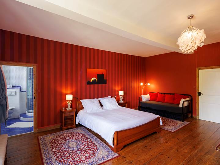 La spacieuse chambre rubis