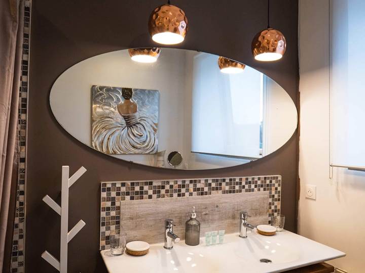 451A676D-0A8F-4C5C-90CC-72C02F3E7AD3