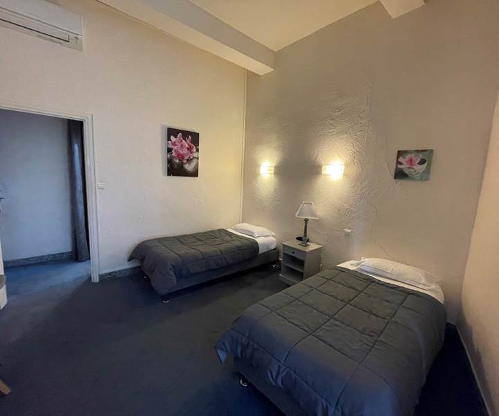 HOTEL DE FRANCE - STANDARD TWIN-presta