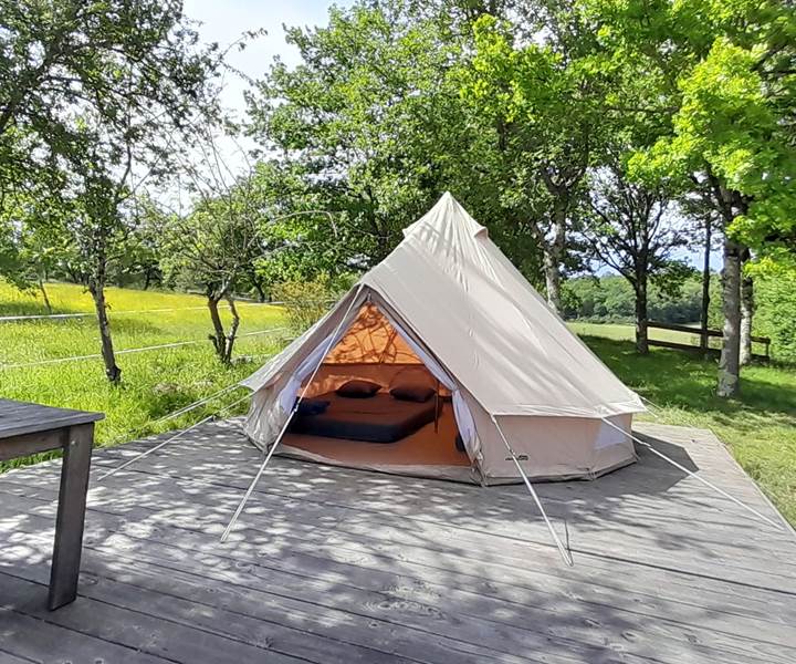 Domaine_de_Calabel©_Pouylebon_vacances_piscine_gers_tipi_insolite-presta