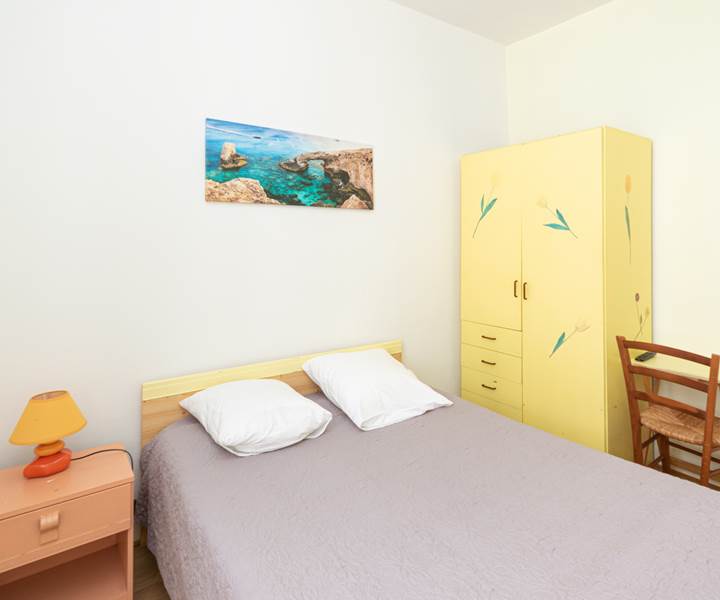 CHAMBRE 2 HOTEL DU PALAIS-presta