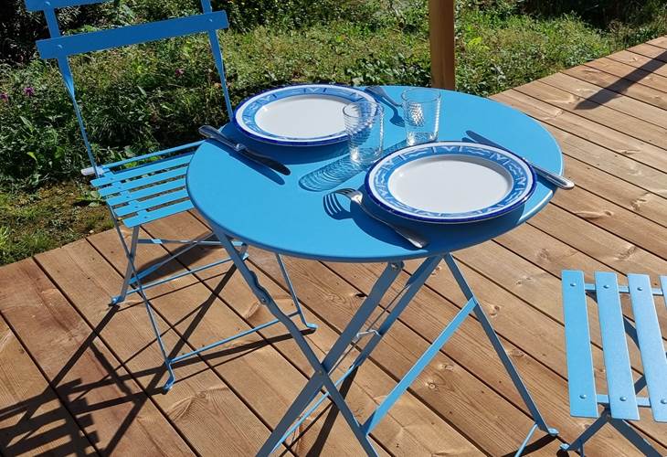 Au Pré du Chêne - Moment à deux sur la terrasse