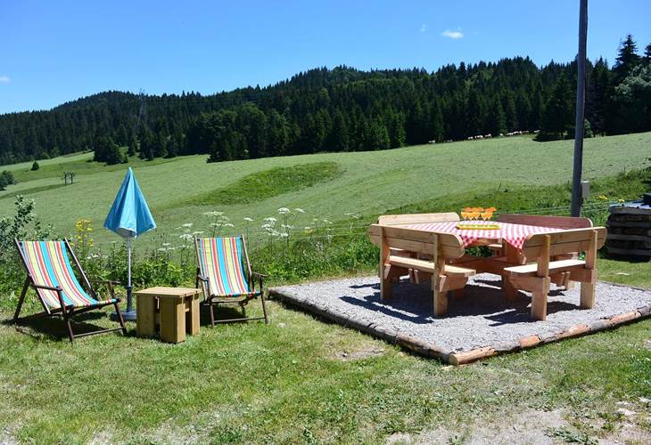 Gîte Tré le grenier - charmant gîte - Gîte le Bas - pour 5 personnes - jardin