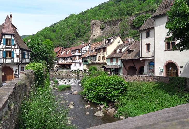 Centre ville de Kaysersberg à 1 km des pavillons