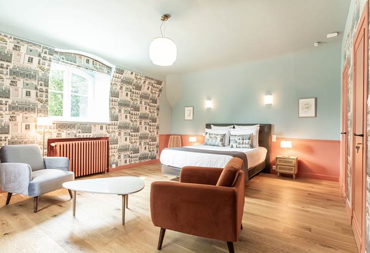 coin salon et table en marbre