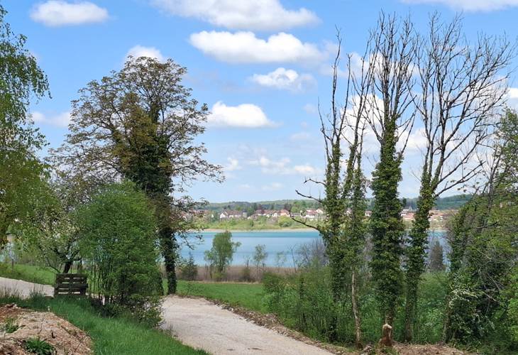 Vue sur le lac