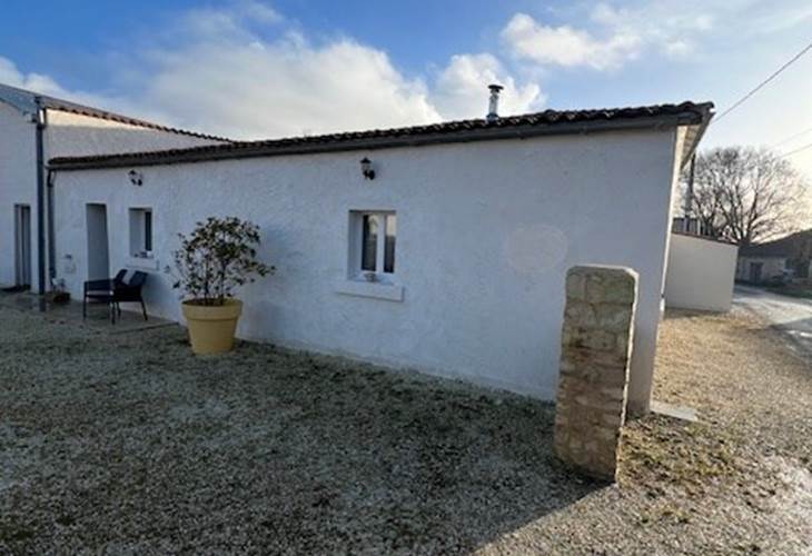 Le grand gite - domaine des pierres blanches Epargnes - Extérieur