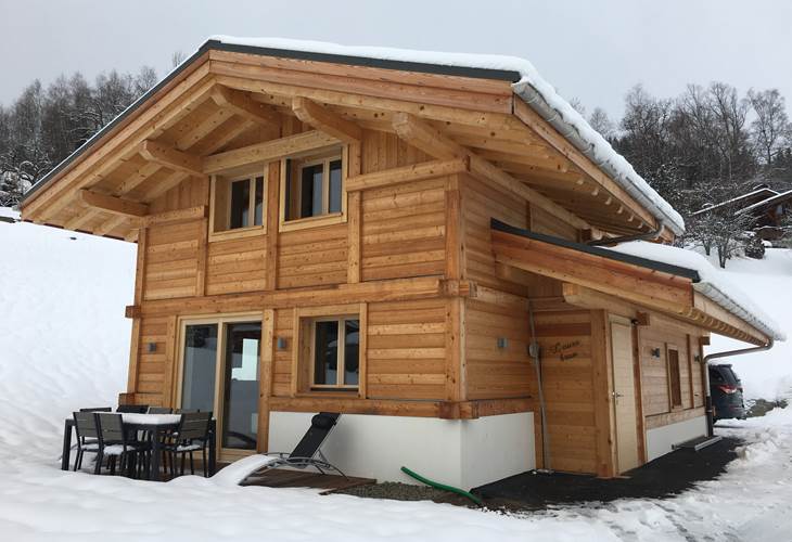 Vue extérieure sous la neige