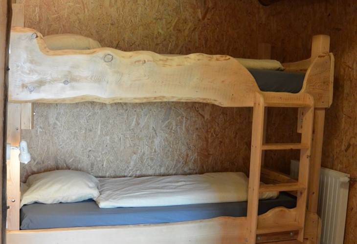Gîte Tré le grenier - charmant gîte - Gîte le Bas - pour 5 personnes - chambre triple - lits superposés & lit tiroir