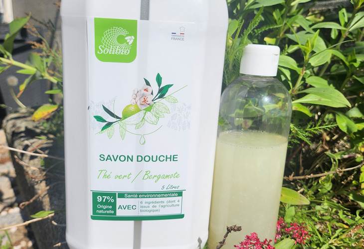 SAVON CHAMPOING AUX AROMES NATURELS DE THE VERT ET BERGAMOTE