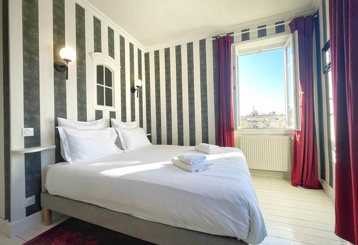 La Maison Voyage 41 - vue riviere chambre deux personnes - Suite Familiale Magie
