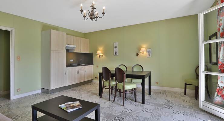 Gîte Junior Gentilhommière Suite 35 36 avec cuisine séjour chambre séparée et balcons