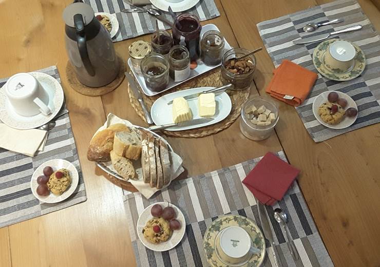 Pipistrelles19-chambredhotes-gite-meymac-petitdejeuner