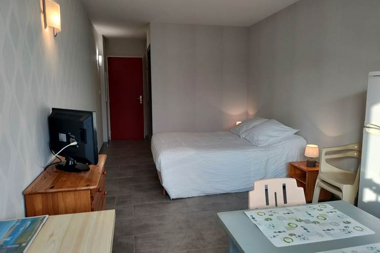 locaplage-pinede-studio15-02-vue-ensemble.jpg