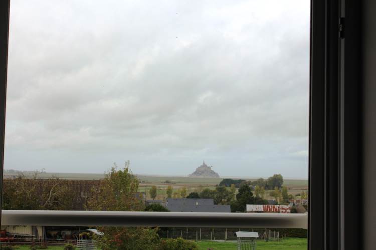 Autre vue sur le Mont St Michel de la chambre