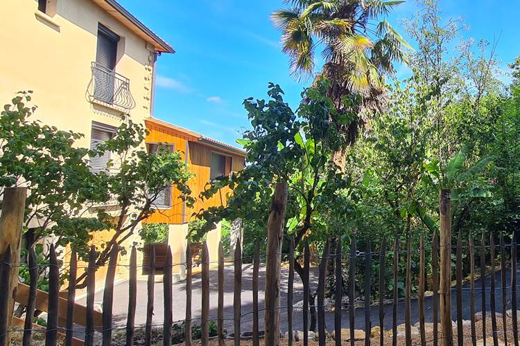 courprivée/ganivelle/parkingmoto/parkingvoiture