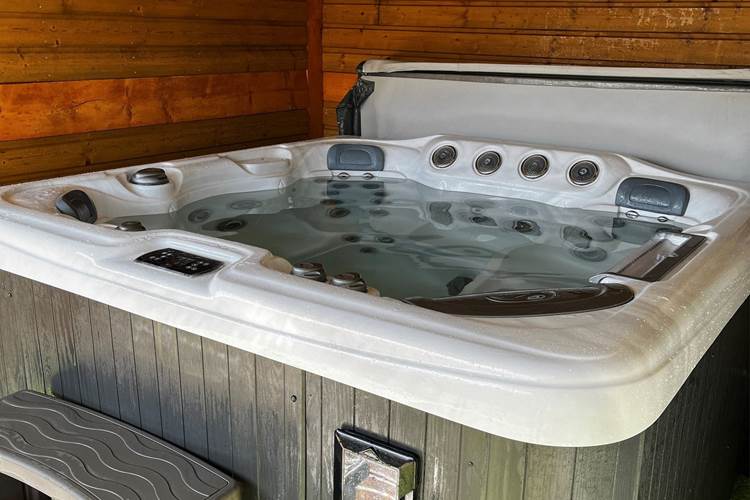 jacuzzi