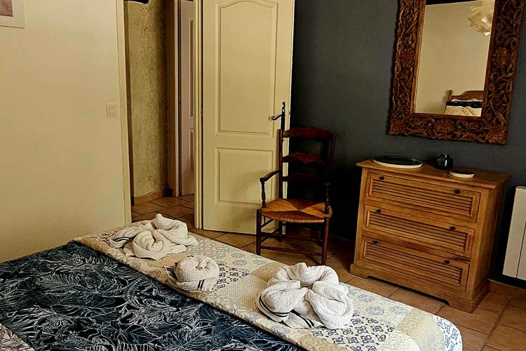commode chambre 2