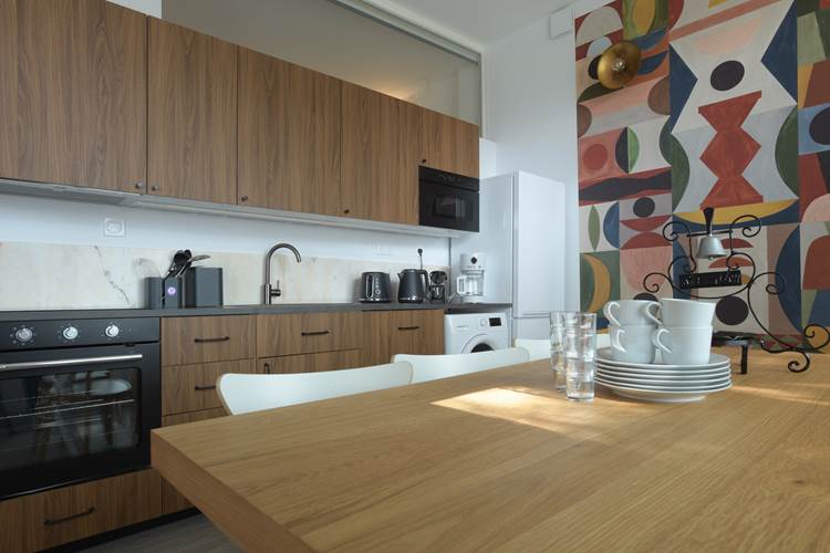 Table à manger pour 2 à 6 personnes gite Cheval blanc Colmar