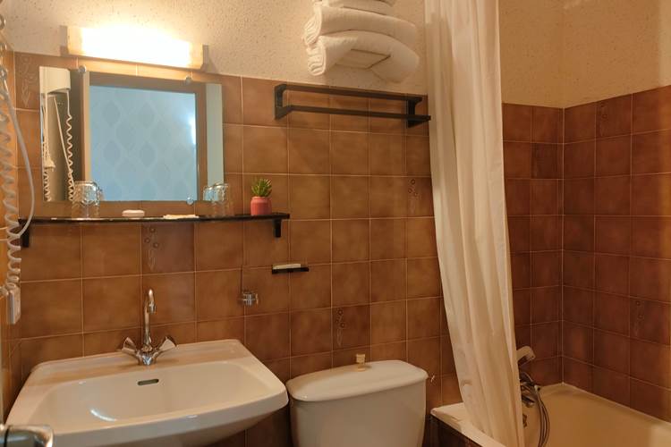 locaplage-pignot-studio11-06-salle-de-bain.jpg