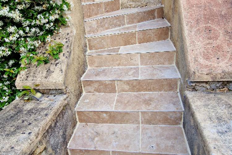 escalier d'accès au gîte