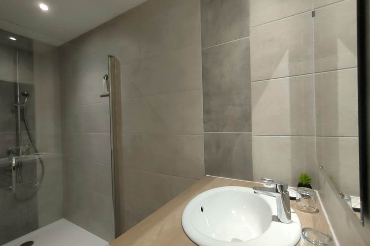 locaplage-galip-studio20-05-salle-eau.jpg