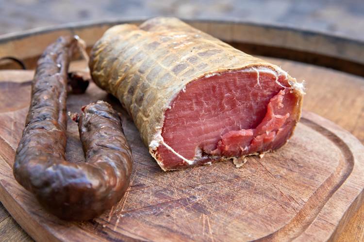 coppa et figatellu-min