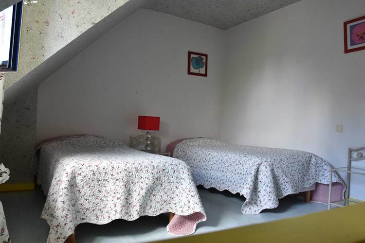 chambre deux lits gites Bellevue au mont Saint-Michel