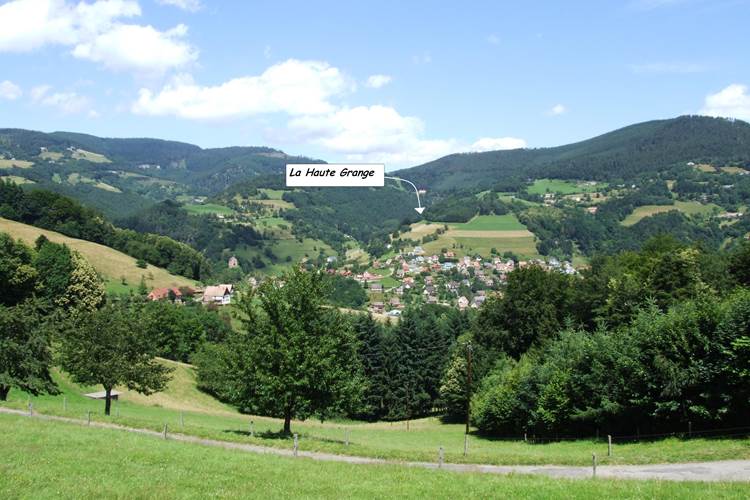 La Haute Grange au dessus du village