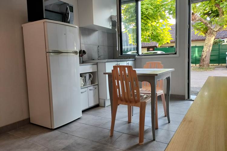 locaplage-bidaou-studio18-06-cuisine-equipee.jpg