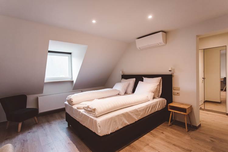 303 CHAMBRE DELUXE-CHAMBRE