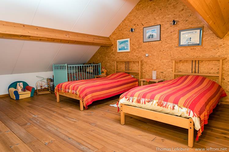 Chambre enfant avec lit bébé supplémentaire