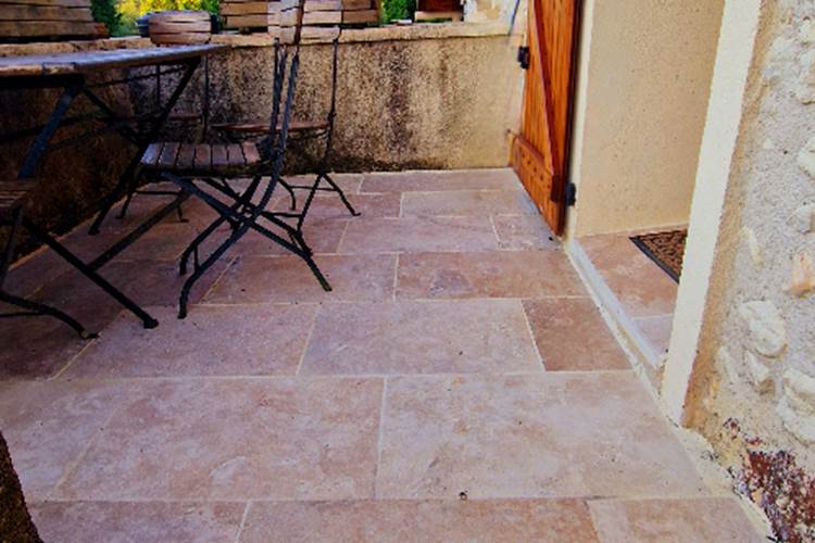 petite terrasse pour boire un café