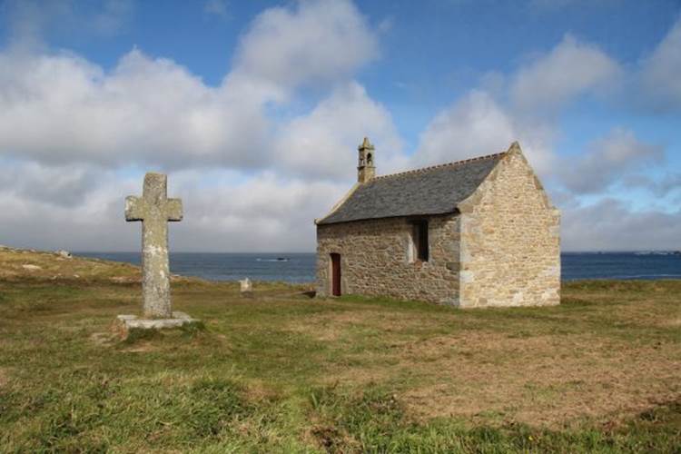 route-touristique-de-Landunvez-chapelle-saint-Samson-600x400