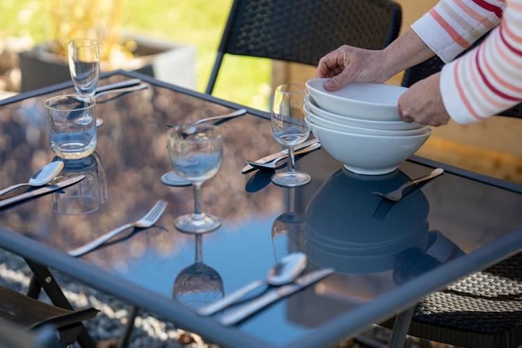 table cosy extérieur