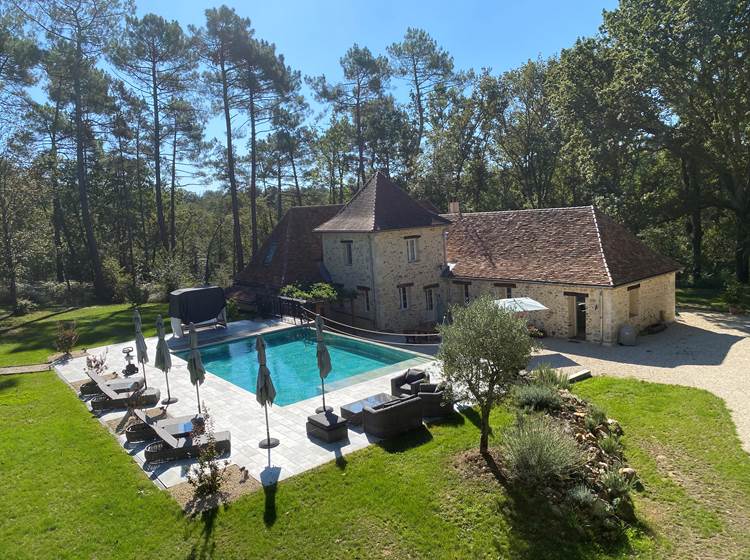 piscine - terrasse - jardin