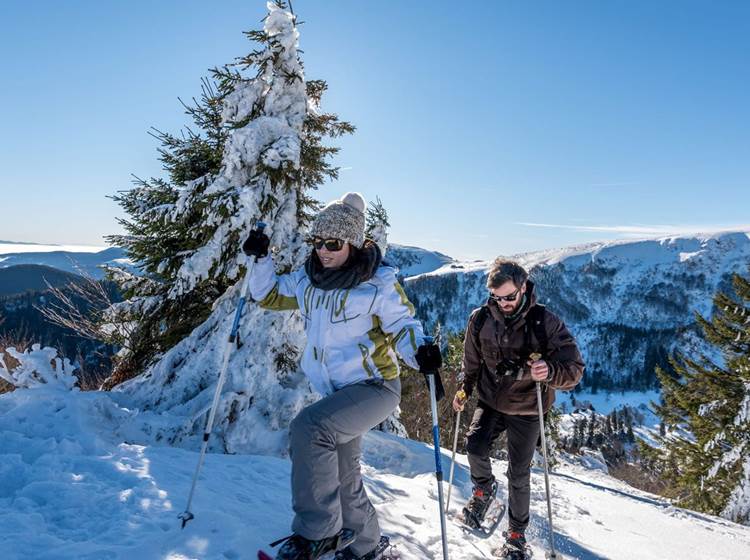 Randonnée en raquettes dans les Hautes-Vosges en hiver