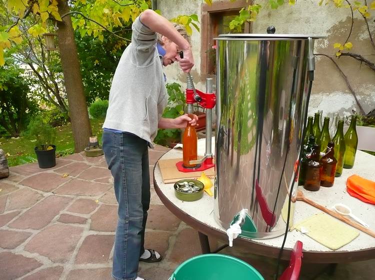 Jus de pomme bio maison