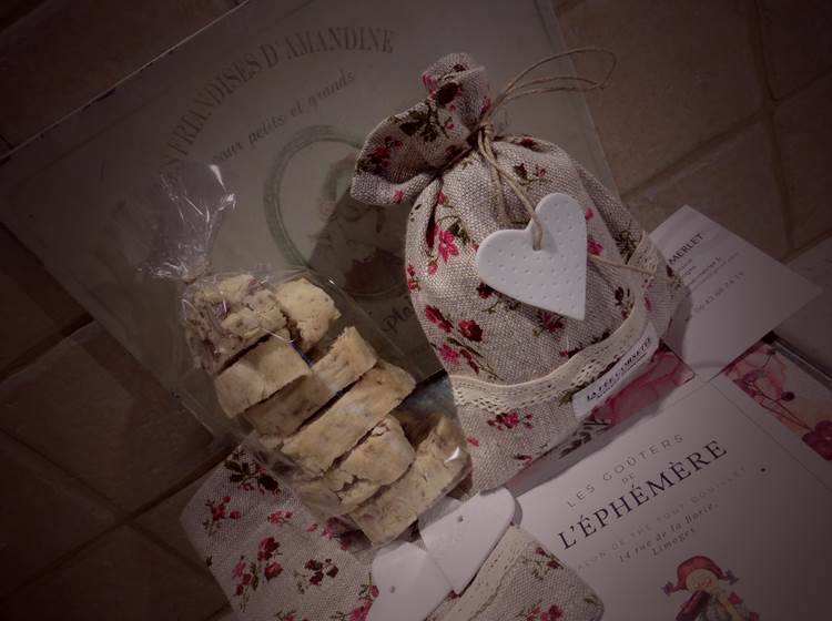 Les paquets de biscuits amandes de l'Ephémère - Limoges