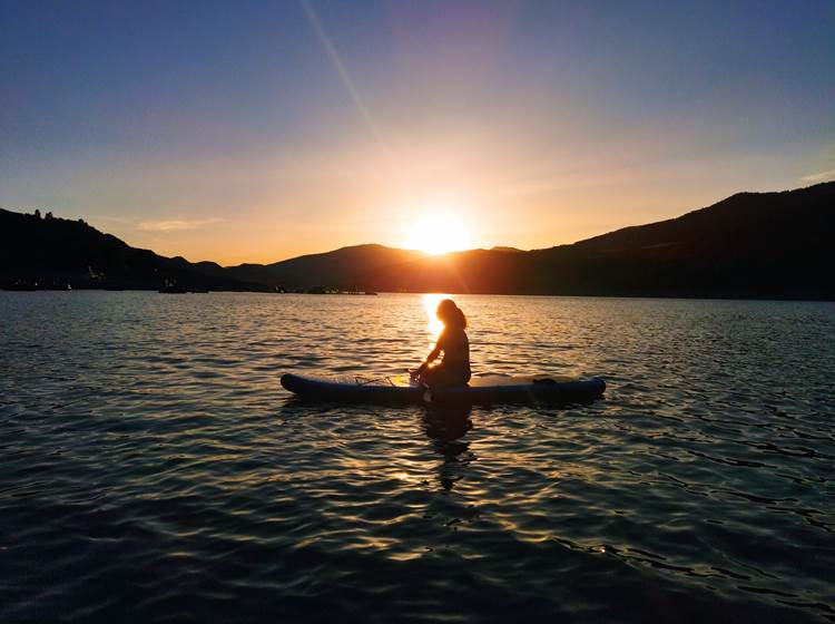 Paddle au coucher du soleil